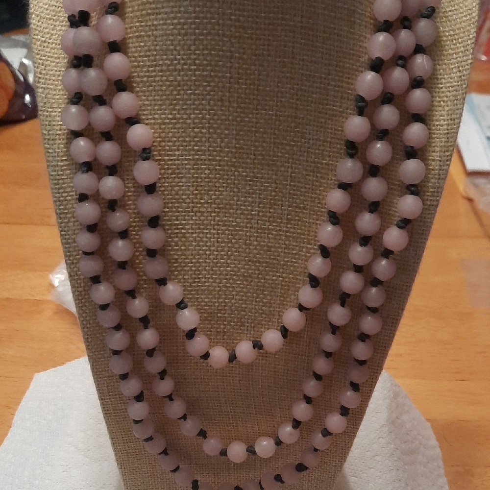 Elegant Pink Beaded Necklace